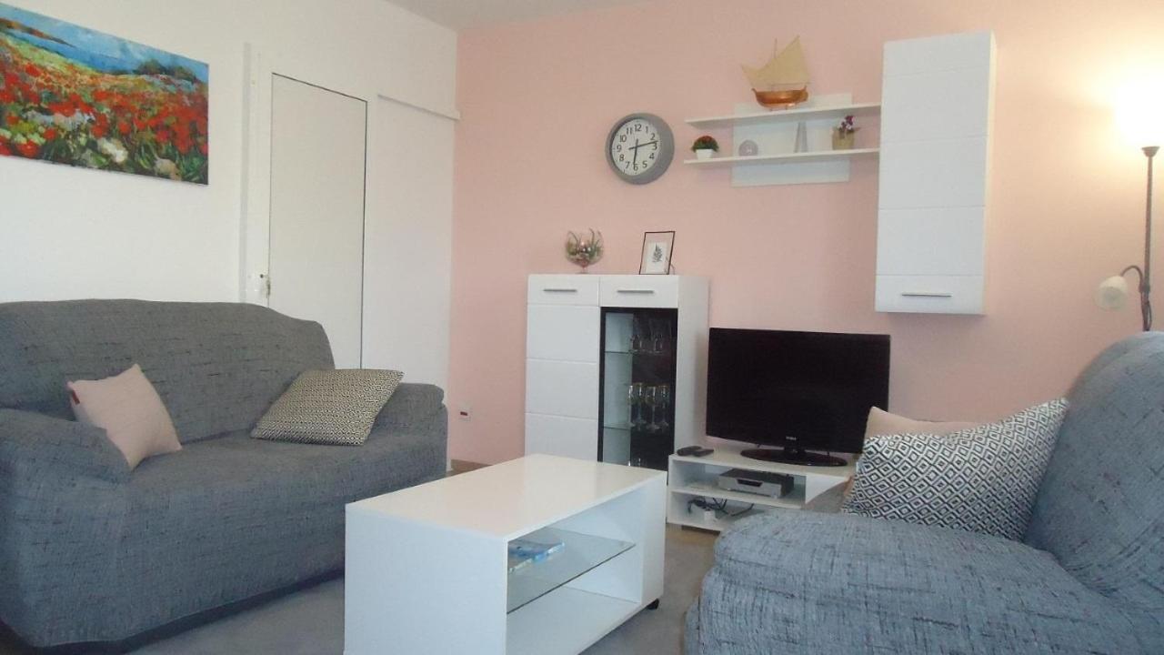 Apartment Fila - Large & Close To The Beach ماكارسكا المظهر الخارجي الصورة